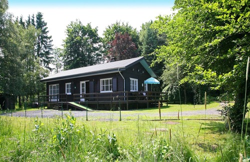 Sourbrodt Ski Chalet | Chalet in Forested Sourbrodt