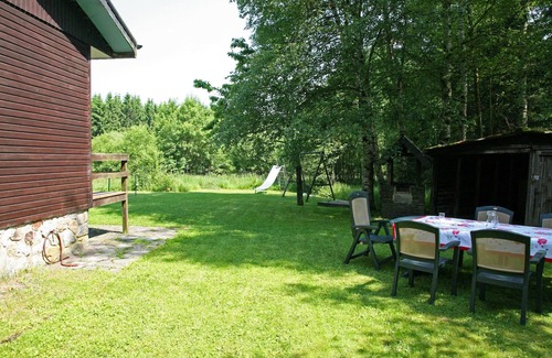Sourbrodt Ski Chalet | Chalet in Forested Sourbrodt