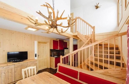 Gaal Ski Chalet | Chalet in Gaal by Ski Slopes & Bathing Pond