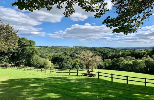 Chiddingstone Hoath Ski Chalet | Chalet in Kent near Chiddingstone Castle