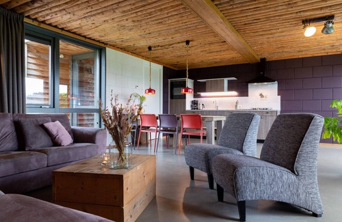Heeten House | Chalet in Netherlands with Scenic Meadow Views