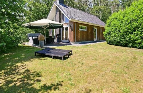Reutum House | Chalet in Reutum with Sauna and Nature