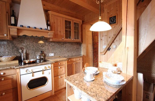 Sankt Johann in Tirol Ski Chalet | Chalet in St Johann on Ski Slopes
