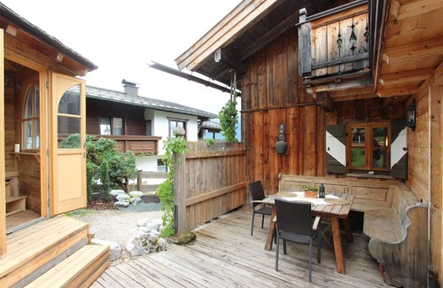 Sankt Johann in Tirol Ski Chalet | Chalet in St Johann on Ski Slopes