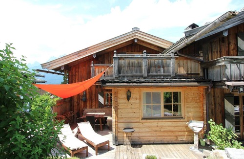 Sankt Johann in Tirol Ski Chalet | Chalet in St Johann on Ski Slopes