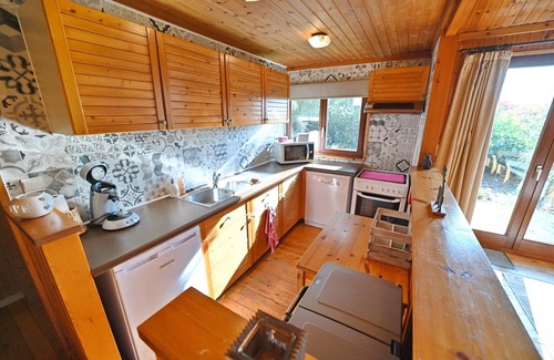 Somme-Leuze Ski Chalet | Chalet in Somme-Leuze with Stunning Garden