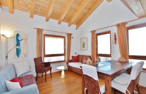 Sankt Johann in Tirol Apartment | Chalet in St Johann by Ski Slope