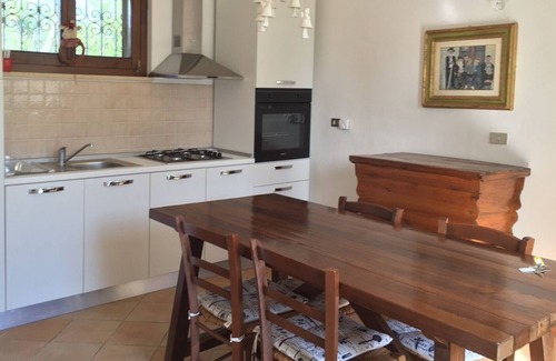Mogliano Ski Chalet | Chalet in the countryside with private pool.