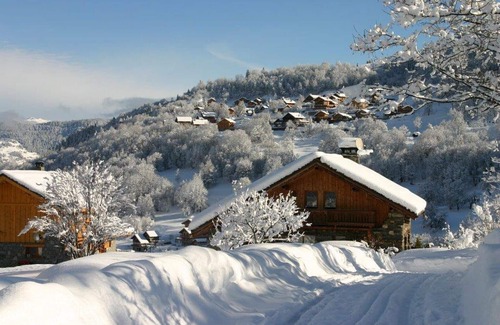 Le Raffort Ski Chalet | Chalet in the heart of the hamlet authentic, quiet and charming Raffort.