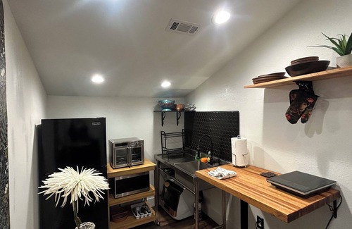 Crescent City Ski Chalet | Chalet in the Majestic Redwoods 5 mins to Redwood National parks & Smith River.