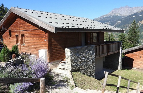 Villarodin-Bourget Ski Chalet | Chalet in Villarodin near Lake