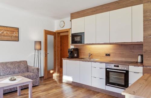 Wald im Pinzgau Apartment | Chalet in Wald near Ski Slopes