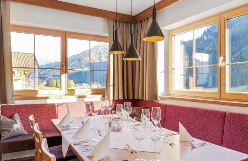 Wald im Pinzgau Apartment | Chalet in Wald near Ski Slopes