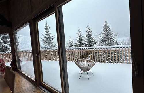 Engins Ski Chalet | Chalet independent, high quality amenities, authentic charm