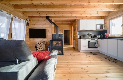 Puyvalador Ski Chalet | Chalet L'Abitiz - Three Bedroom Chalet, Sleeps 10