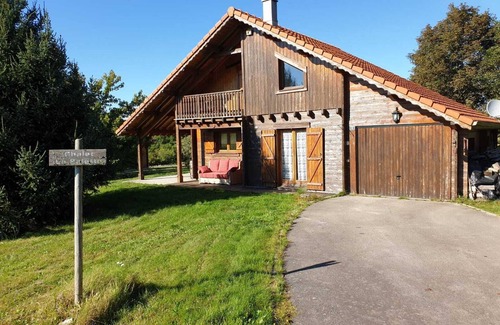 Champdray Ski Chalet | Chalet "La Palette" with Wifi in nature on a plot of 11 ares