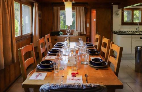 Saclentse Ski Chalet | Chalet Le Raccard by Interhome
