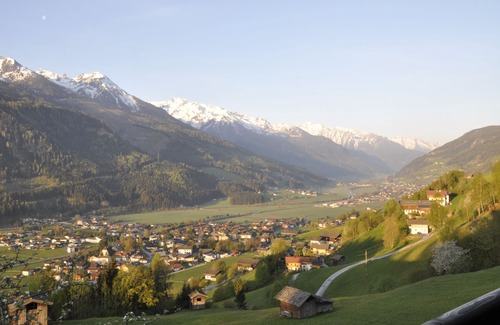 Bramberg am Wildkogel Ski Chalet | Chalet Mühlberg, Detached near the ski areas Wildkogel and Kitzbühel Alps.