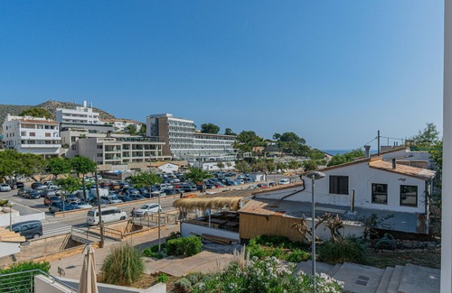 Cala San Vicente Ski Chalet | Chalet Molins 1 By home villas 360