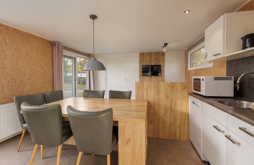 Borger Ski Chalet | Chalet Near Hunebedcentrum