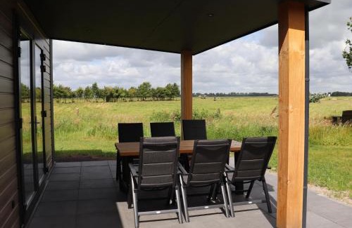 Blesdijke House | Chalet near Weerribben National Park