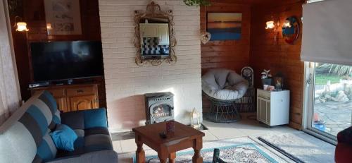 Keadue House | Chalet on Cloghans Pier