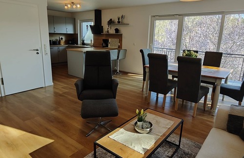 Diemelsee House | Chalet on the Diemelsee with lake view, sun terrace and much more. Pet friendly