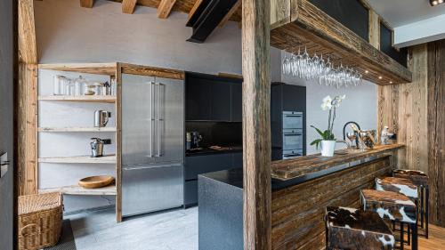 Le Fornet Ski Chalet | Chalet Orca, Val d'Isère - 14 pers - 420m2