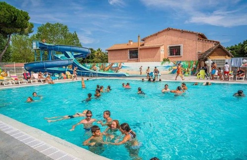 Serignan Ski Chalet | Chalet - Parc aquatique - ccahfea