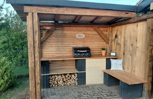 Breitenguessbach Ski Chalet | Chalet 'Pauline' with Shared Terrace, Shared Garden and Wi-Fi