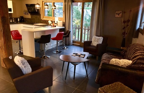 Saint-Martin-de-Belleville Ski Chalet | Chalet Polaris - Alpine charm & comfort, 200 metres from the slopes/3 Vallées