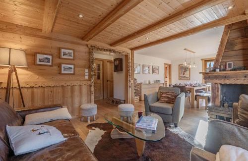 Morzine Ski Chalet | Chalet rénové de 170m² au centre de Morzine, 11 pers., proche télécabine, parking, terrasse, cheminée - FR-1-754-5