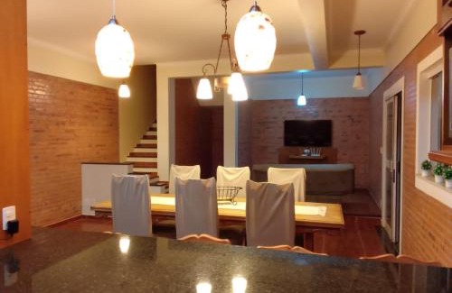 Sao Carlos House | Chalet Rustico da Elena com Sauna y Jacuzzi Unicep