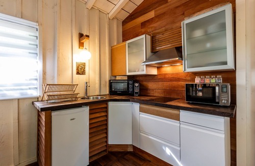 Lacanau Ski Chalet | Chalet "Savannaketh" with Private Terraces and Wi-Fi