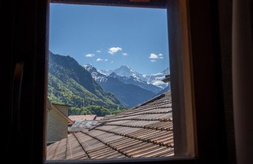 Wilderswil Hostel | Chalet Stöckli