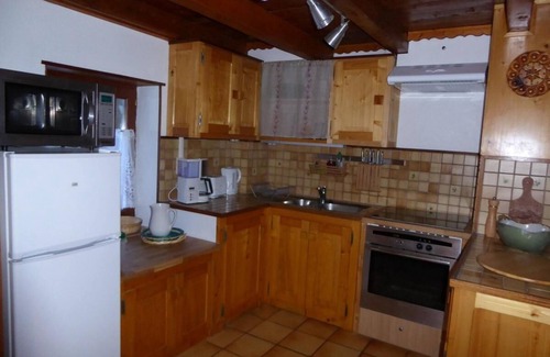 Pralognan-la-Vanoise Ski Chalet | Chalet, terrace, tv, ski locker, 60m², Pralognan-la-Vanoise