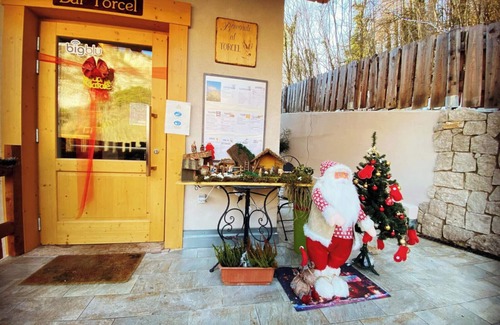 Ranzo Bed & Breakfast | CHALET TORCEL AFFITTACAMERE