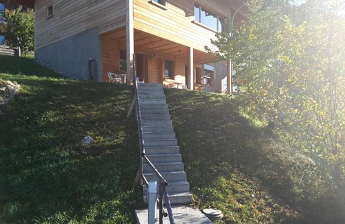Chalais Bed & Breakfast | Chalet Tzarbonire