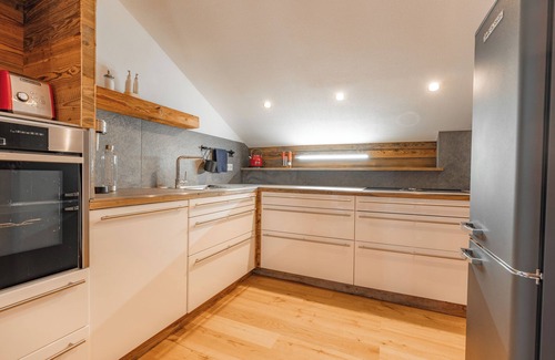 Heiligenblut Ski Chalet | Chalet Waldhäusl: Zirben-Chalet with Sauna, Whirlpool & Mountain Views