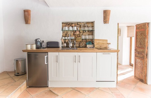 Tarifa Apartment | Chalet Wind - Secluded private estate with breathtaking views near the beach