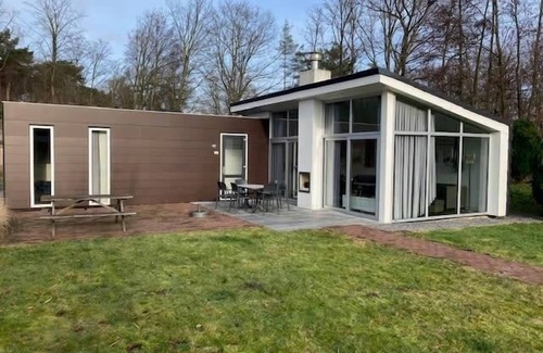 Langeberg House | Chalet with 2 bedrooms and a dishwasher