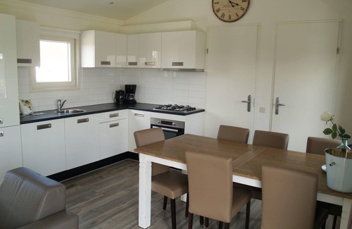 Municipality of Hellevoetsluis House | Chalet with 3 bedrooms and a terrace