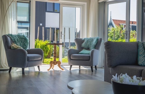 West-Graftdijk House | Chalet with 5 bedrooms, 2 bathrooms and sauna