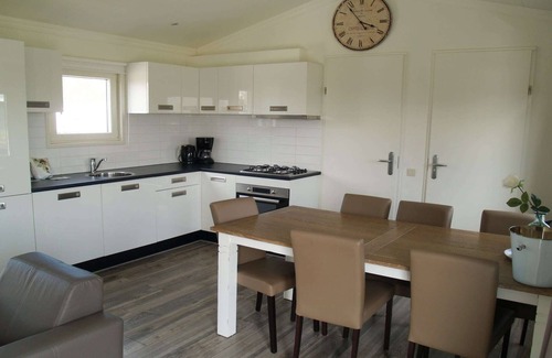 IJhorst Ski Chalet | Chalet with dishwasher, 1 km. of a national park