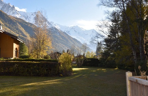 Les Praz-de-Chamonix Ski Chalet | Chalet*with view in CHAMONIX MONT BLANC ,12 guests, 5min walk from the ski lif