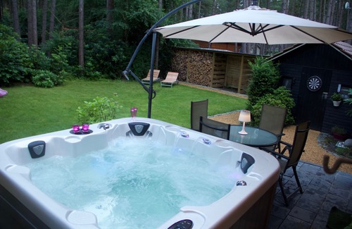 Gierle Ski Chalet | ⭐️⭐️⭐️⭐️ - Chalet With Outdoor Jacuzzi 🌲