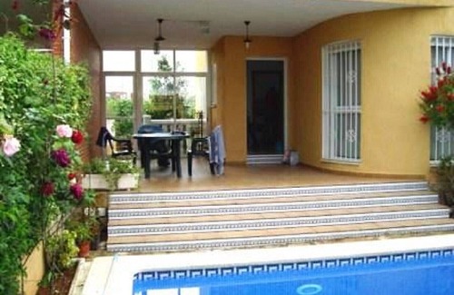 Peniscola Ski Chalet | Chalet with private pool, air conditioning and wifi in Peñiscola for 6/8 persons