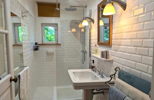 Presnoy Bed & Breakfast | Chaleureuse chambre double avec accès jardin, WiFi et animaux admis - FR-1-590-490