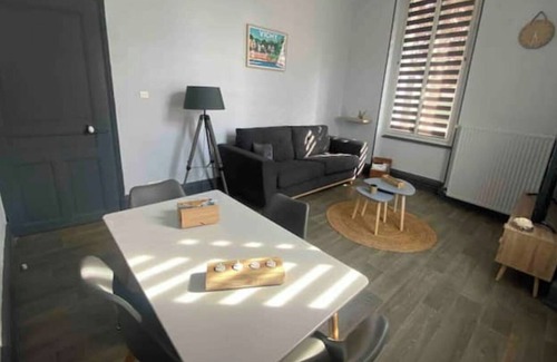 Quartier de France Apartment | Chaleureux et Lumineux F2