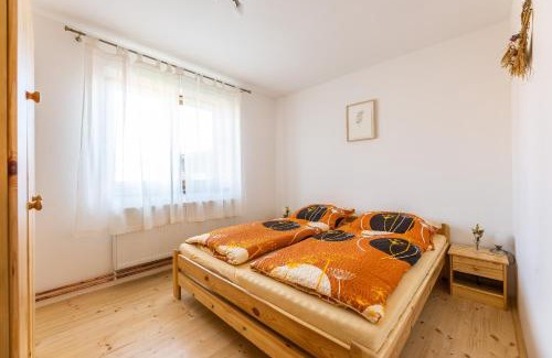 Bousin House | Chalupa u Šrámků - rodinné ubytování v Moravském krasu